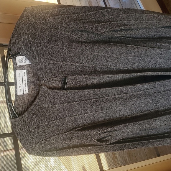 Pursuits, Ltd. Open Front Long Decorative Seamed‎ Accents Sz. M Cardigan - Picture 3 of 12